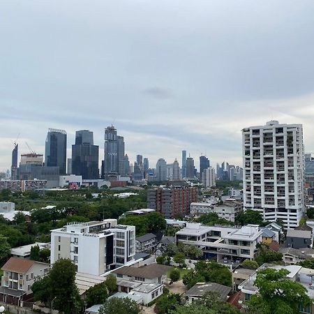 Nantiruj Tower - นันทิรุจ ทาวเวอร์ เซอร์วิสอพาร์ทเม้นท์ สุขุมวิท ซอย 8 Apartment Bangkok Exterior foto